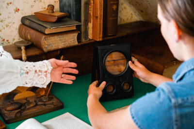 historic tour woman looking at antiques